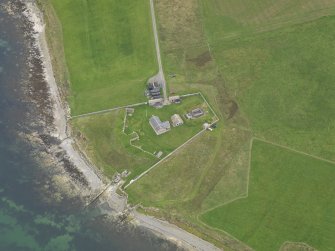 Oblique aerial view centred on the early 19th century gun battery, taken from the NW.