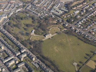 Oblique aerial view centred on the public park, taken from the SW.