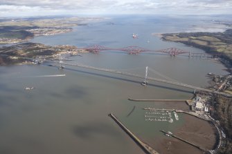 General oblique aerial view of Forth Bridge and Forth Road Bridge, taken from the WSW.