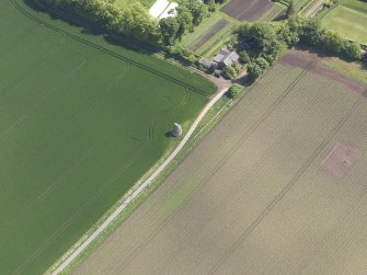 Oblique aerial view of Phantassie Dovecot, taken from the NW.