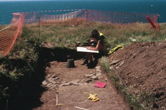 Archaeological evaluation, Working shot, Carghidown Castle