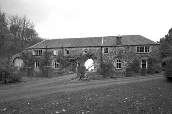 Minard House (Castle), Stable House.
General view from South.