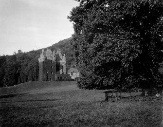 Castle Leod.
View of North elevation.