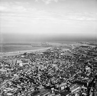 Aberdeen, general view, showing Hutcheon Street and Aberdeen Harbour.  Oblique aerial photograph taken facing south-east.