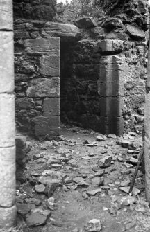 Dunduff Castle. Kitchen door for comparison with next photograph (AY 567/8).