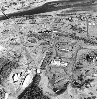 Ardeer, Nobel's Explosives Factory, oblique aerial view, centred on the Misk Gelatine works.