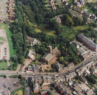 Bothwell, oblique aerial view, taken from the SW, centred on Bothwell Parish Church.