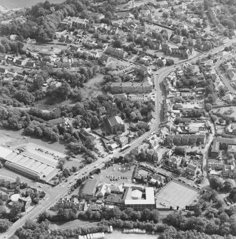 Bothwell, oblique aerial view, taken from the NW, centred on Bothwell Parish Church.