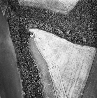 Oblique aerial view from W.