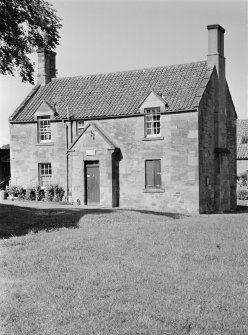 General view of cottage in Tyninghame village.