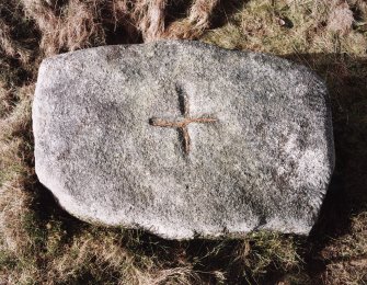 The stone viewed from above, showing incised cross