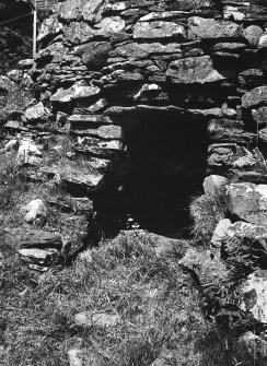 Eileach An Naoimh, Beehive cell.
View of entrance to North cell.