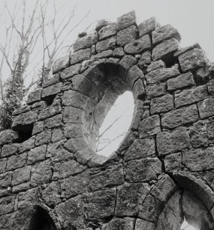 Detail of vesica window in E gable.
