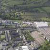 Oblique aerial view of Musselburgh, Inveresk, St Michaels Kirk, Musselburgh Grammar School, looking S.
