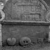 Detail of gravestone.
Digital image of B 4197/16