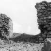 Dunyvaig Castle, Lagavulin Bay, Islay.
View of Seagate from shore.