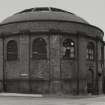 Glasgow, Broomielaw, Clyde Foot Tunnel.
General view of Planation entrance from West.