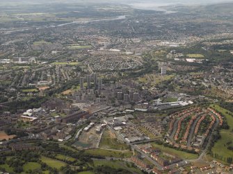 General oblique aerial view across the city to the Firth of Clyde, taken from the ENE.