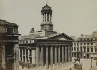 View of the Royal Exchange, the statue of Duke of Wellington and the Guardian Society Offices, Royal Exchange Square, Glasgow. The Royal Exchange now houses the Gallery of Modern Art.




PHOTOGRAPH ALBUM No.146: THE THOMAS ANNAN ALBUM.