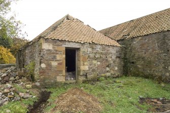Building to SE of steading, E extension, view from N