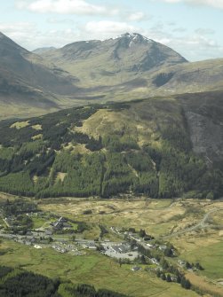 General oblique aerial view looking towards Ben Oss centred on the village, taken from the ENE.