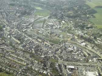 General oblique aerial view centred on town, taken from the NE.