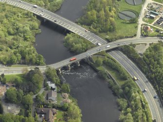 Oblique aerial view centred on the bridge, taken from the WSW.