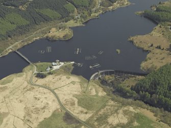 Oblique aerial view centred on the dam, taken from the WNW.