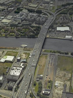 Oblique aerial view centred on the bridge, taken from the NNW.