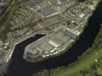 Oblique aerial view centred on the harbour, taken from the SSE.