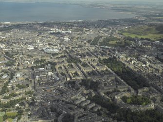 Oblique aerial view centred on the New Town, taken from the W.