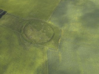 Oblique aerial view centred on the remains of the fort, taken from the SSE.