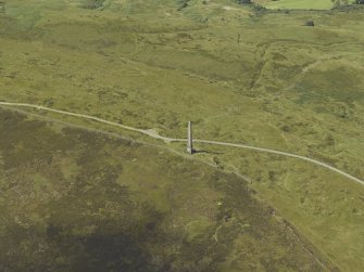 Oblique aerial view centred on the monument, taken from the E.