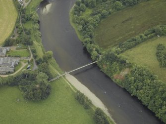 Oblique aerial view centred on the suspension bridge, taken from the NW.