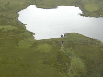 Oblique aerial view centred on the reservoir, taken from the NNE.