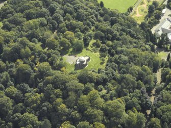 Oblique aerial view centred on the observatory, taken from the NW.