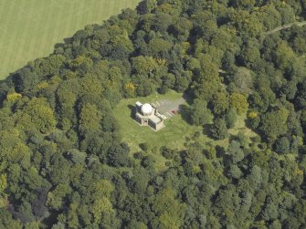 Oblique aerial view centred on the observatory, taken from the SW.