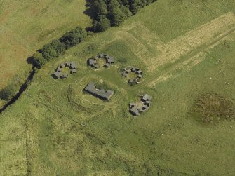Oblique aerial view centred on the anti-aircraft battery, taken from the SW.