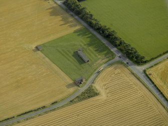 Oblique aerial view centred on the radar station, taken from the NNE.