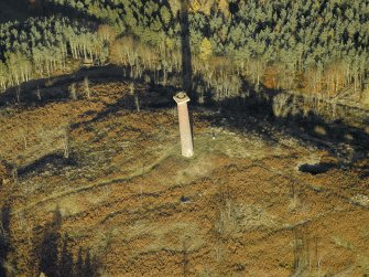 Oblique aerial view centred on the monument, taken from the SSW.