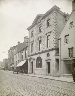 View of the frontal elevation of the Royal Bank Buildings, Kirkcaldy.