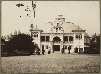 View of the Concert Hall at the International Exhibition in Glasgow 1901.
