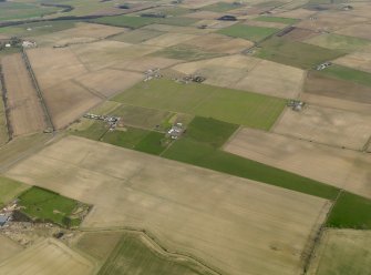 General oblique aerial view centred on the smallholdings, taken from the SSW.