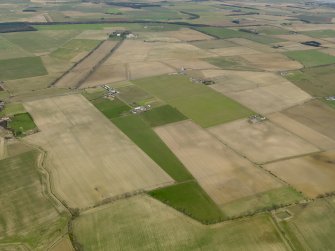 General oblique aerial view centred on the smallholdings, taken from the S.