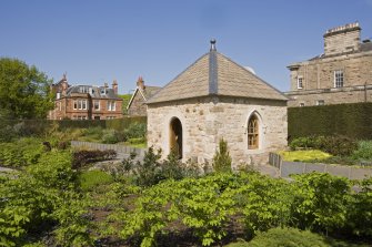 Queen Mother's Memorial garden. Grotto from south west