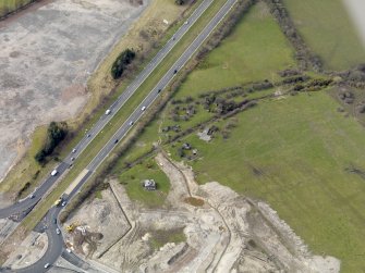 Oblique aerial view centred on the heavy anti-aircraft battery, taken from the NE.