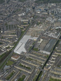 Oblique aerial view centred on the former Fountain Brewery site with the Leisure Centre adjacent, taken from the SW.