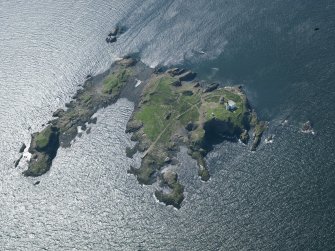 General oblique aerial view centred on Fidra Island, taken from the NE.