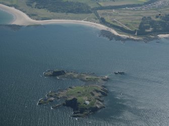 General oblique aerial view centred on Fidra Island, taken from the N.