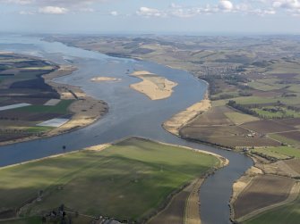 General oblique aerial view looking along the Tay from its confluence with the River Earn, taken from the W.